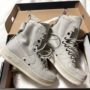 WMNS SF AF-1
URBAN UTILITY